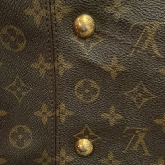 Authentic Louis Vuitton ARTSY MM - Picture 5 of 10